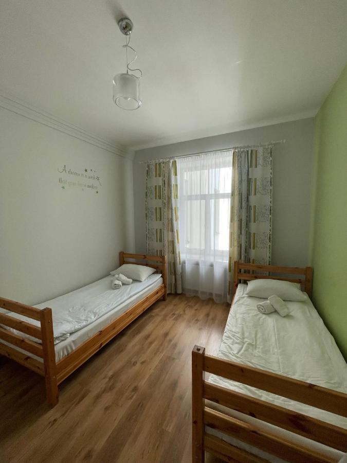 Orange Cat Rooms Рига Екстериор снимка
